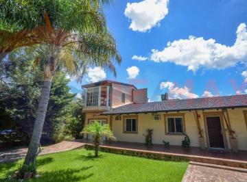 Casa · 192m² · 6 Ambientes · 2 Cocheras · Venta Excepcional Casa - Quinta Altos del Sauce!