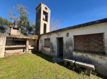 Quinta vacacional · 106m² · 1 Dormitorio · 1 Cochera · Quinta a Restaurar Sauce Viejo