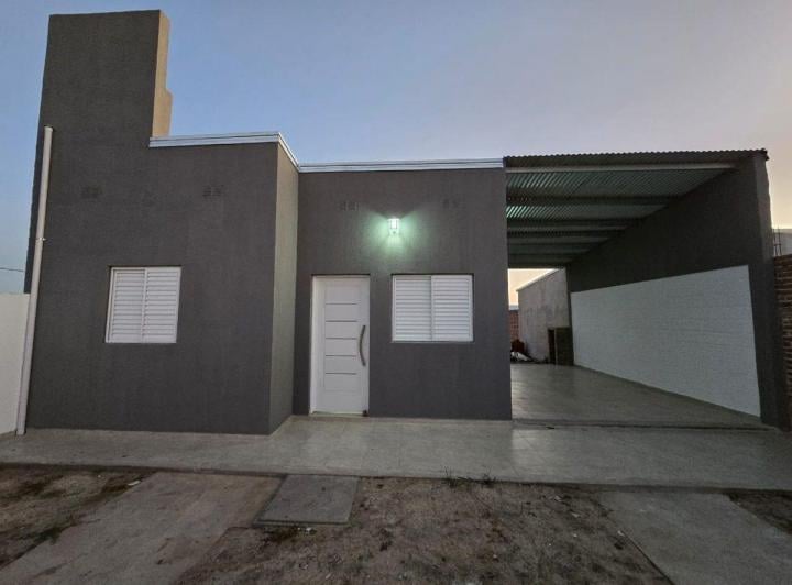 Casa · 64m² · 3 Ambientes · 1 Cochera
