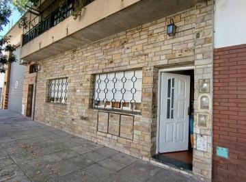 PH · 64m² · 3 Ambientes · PH 3 Amb Parque Chas Terraza y Patio - Oportunidad