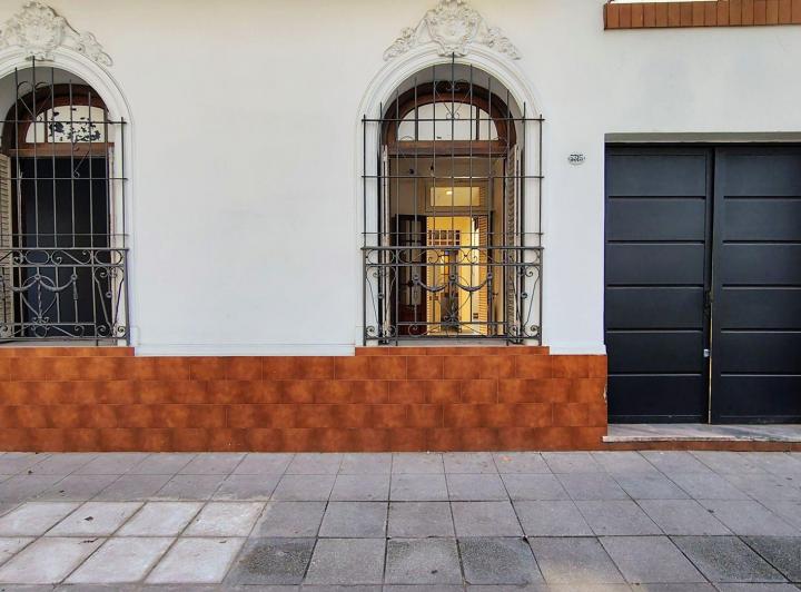 Casa · 121m² · 5 Ambientes · 1 Cochera