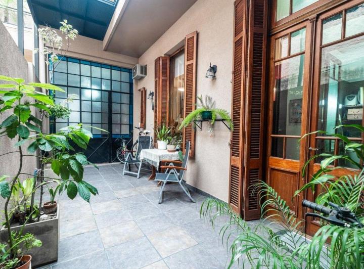 Casa · 150m² · 5 Ambientes