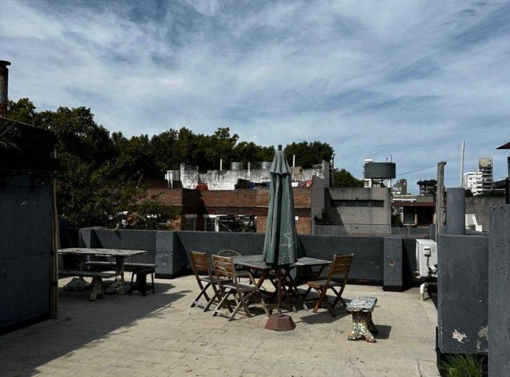 Casa · 348m² · 6 Ambientes · 1 Cochera