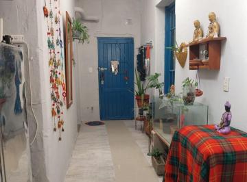 Casa · 120m² · 6 Ambientes · 1 Cochera · Casa en Venta en Remedios de Escalada