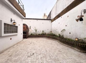 Casa · 188m² · 5 Ambientes · 1 Cochera · Casa 5 Amb con Cochera y Patio en Villa Maipu