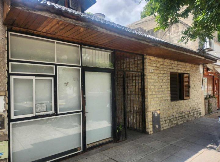 Casa · 105m² · 4 Ambientes · 1 Cochera
