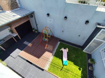 Casa · 267m² · 5 Ambientes · 2 Cocheras · Casa Venta 5 Amb Moron El Palomar Apto Credito