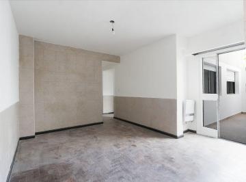 Departamento · 48m² · 3 Ambientes · Venta 3 Amb. con Patio, San Cristobal