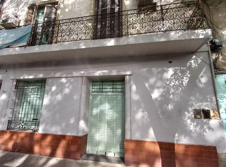 Casa · 180m² · 7 Ambientes