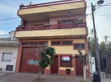 Casa · 300m² · 4 Ambientes · 1 Cochera · Casa con Depósito en José C Paz