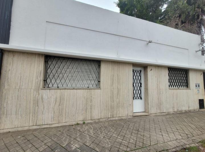 Casa · 65m² · 4 Ambientes