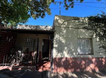 Casa · 53m² · 3 Ambientes · Venta Casa a Refaccionar Zona Centro Santo Tomé