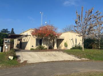 Casa · 140m² · 4 Ambientes · 2 Cocheras · Venta Casa 4 Amb Barrio Privado La Cuesta, Pilar.