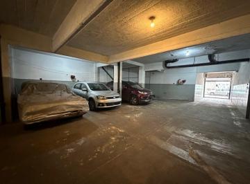 Garage · 14m² · Venta Cochera Pb. Olivos. m Av Maipu.