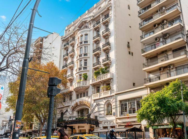 Departamento · 400m² · 9 Ambientes