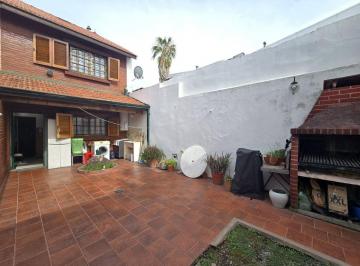 Casa · 107m² · 3 Ambientes · 1 Cochera · Duplex 3 Ambientes en Venta en Quilmes Cochera