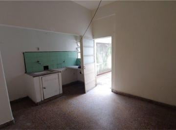 PH · 34m² · 2 Ambientes · Venta PH 2 Amb Pb 40 m² Patio Oportunidad Sarandi