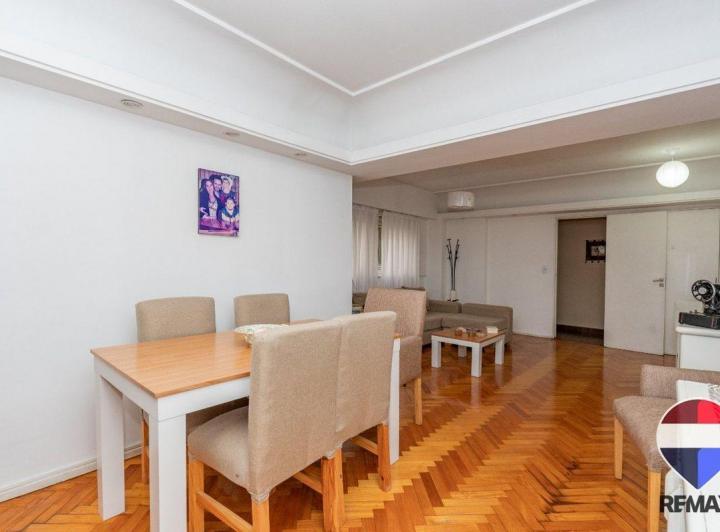 Departamento · 104m² · 5 Ambientes · 1 Cochera