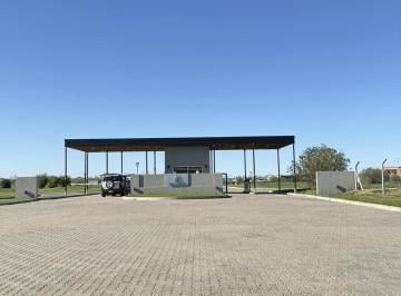 Terreno · 786m² · Venta Lote Elcano Hudson con Fondo a La Laguna