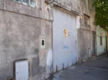 Bodega-Galpón · 315m² · Venta Galpón con Oficina Barrrio Azcuenaga