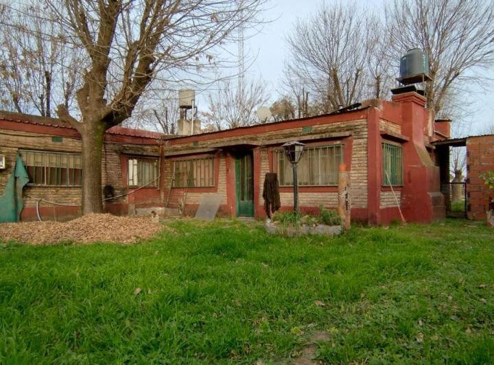 Casa · 391m² · 4 Ambientes · 3 Cocheras