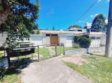 Casa · 156m² · 5 Ambientes · 1 Cochera · Venta Casa 2 Dorm Rio Ceballos