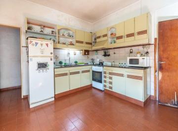 PH · 95m² · 3 Ambientes · Alquiler PH 3 Ambientes Lomas del Mirador