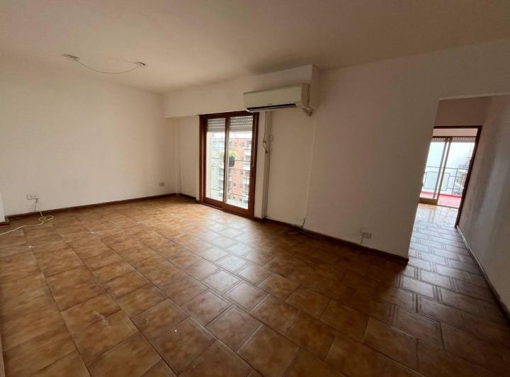Departamento · 44m² · 2 Ambientes · 1 Cochera