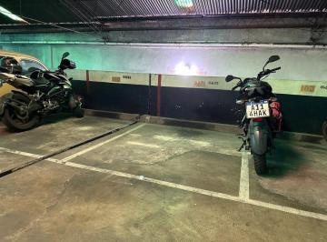 Garage · 6m² · Venta Cochera Cubierta de 6 m² Para 2 Motos, Flores