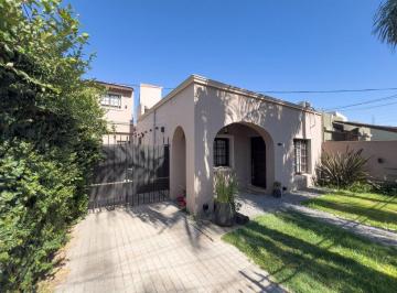 Casa · 100m² · 7 Ambientes · 2 Cocheras · Venta Casa 7 Ambientes en Palomar