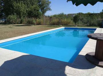 Quinta vacacional · 87m² · 4 Dormitorios · 1 Cochera · Venta Casa Quinta Pileta Terreno Virrey del Pino