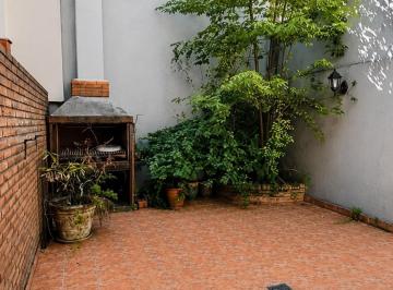 PH · 154m² · 5 Ambientes · 1 Cochera · Venta PH Duplex Villa Crespo Patio Parri Cochera