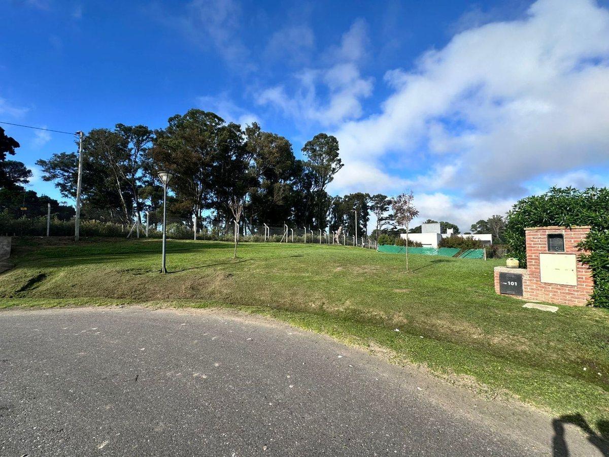 Lote de 600 m² en barrio privado Rumencó Joven