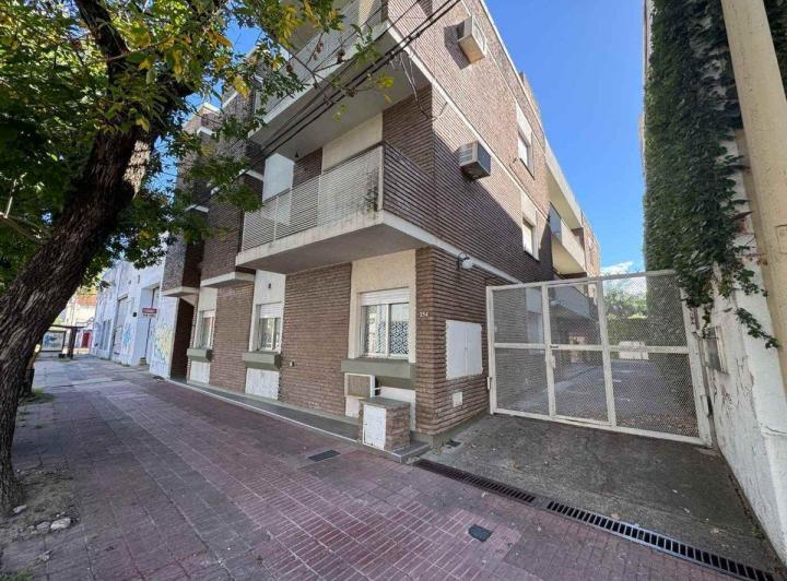 Departamento · 153m² · 4 Ambientes · 1 Cochera
