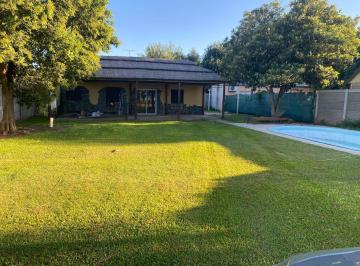 Quinta vacacional · 54m² · 1 Dormitorio · Venta/ Casa Quinta / Presidente Roca / Oportunidad