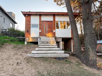 Casa · 100m² · 4 Ambientes · Venta de Casa en Ostende