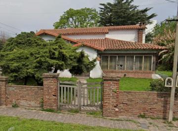 Terreno · 1207m² · Lote 1207 m² Venta en Bernal Oeste con Mejoras