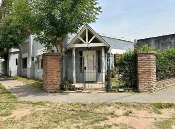 Casa · 160m² · 4 Ambientes · 2 Cocheras · Venta de Casa 3 Ambientes y Depto en Maschwitz