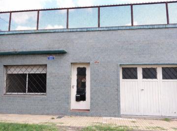 Casa · 170m² · 4 Ambientes · 1 Cochera · Venta Casa 4 Ambientes Merlo Quincho y Cochera