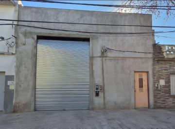 Bodega-Galpón · 370m² · Venta Galpon Ciudadela Sur 315 m Facilidades