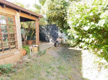 Casa · 145m² · 5 Ambientes · 2 Cocheras · Venta Casa a Refaccionar en Martinez