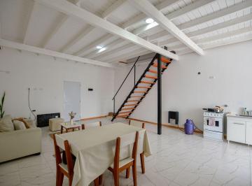 Departamento · 90m² · 4 Ambientes · Departamento Duplex Venta San Carlos 3 Dorm.