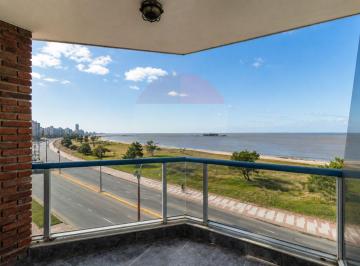 Departamento · 54m² · 3 Ambientes · 1 Cochera · Venta Rambla de Malvin 2 Dorm. con Gge