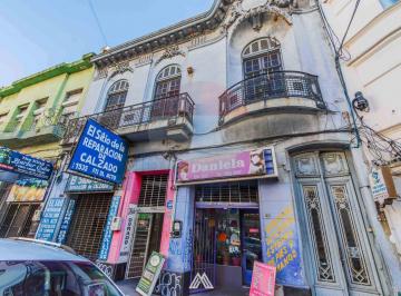Casa · 506m² · 9 Ambientes · Venta Vivienda + 3 Locales en Centro - Renta. 11%