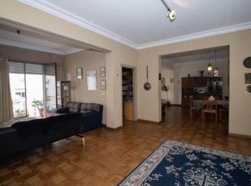 Departamento · 217m² · 9 Ambientes · Venta Apartmento 4 Dorm. Centro