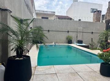 Casa · 180m² · 3 Ambientes · Venta Casa 3 Ambientes Lomas Miraror
