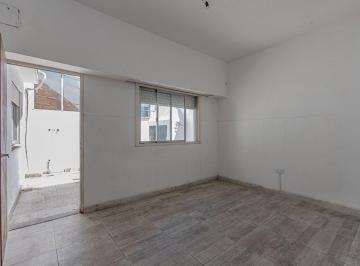 PH · 39m² · 2 Ambientes · Venta PH 2 Amb C/patio en Planta Baja - Caseros