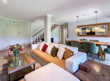 Casa · 175m² · 4 Ambientes · 2 Cocheras · Venta Casa Barrio Cerrado Farm Club
