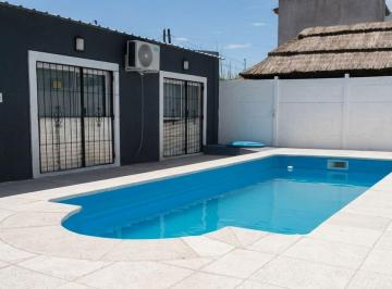 Quinta vacacional · 28m² · 1 Dormitorio · Quinta con Pileta - Agustin Ferrari Merlo
