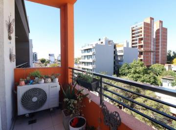 Departamento · 52m² · 3 Ambientes · 1 Cochera · 3 Amb. V. Bosch C/coch. y Balcón Luz Apto Crédito